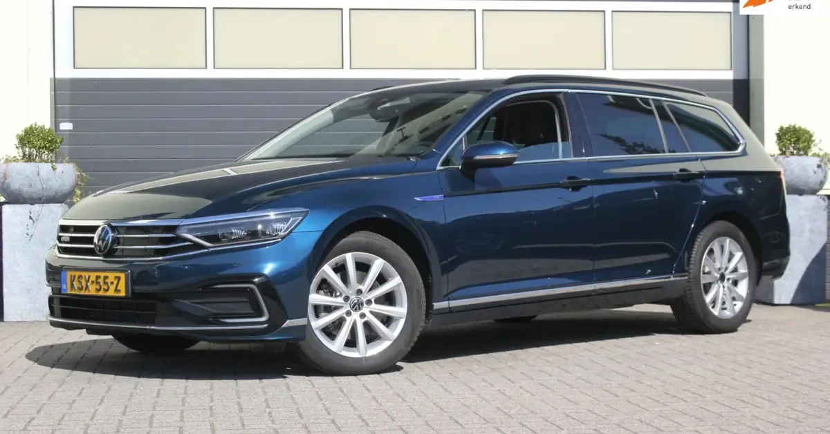 Volkswagen Passat (2020) — foto 1