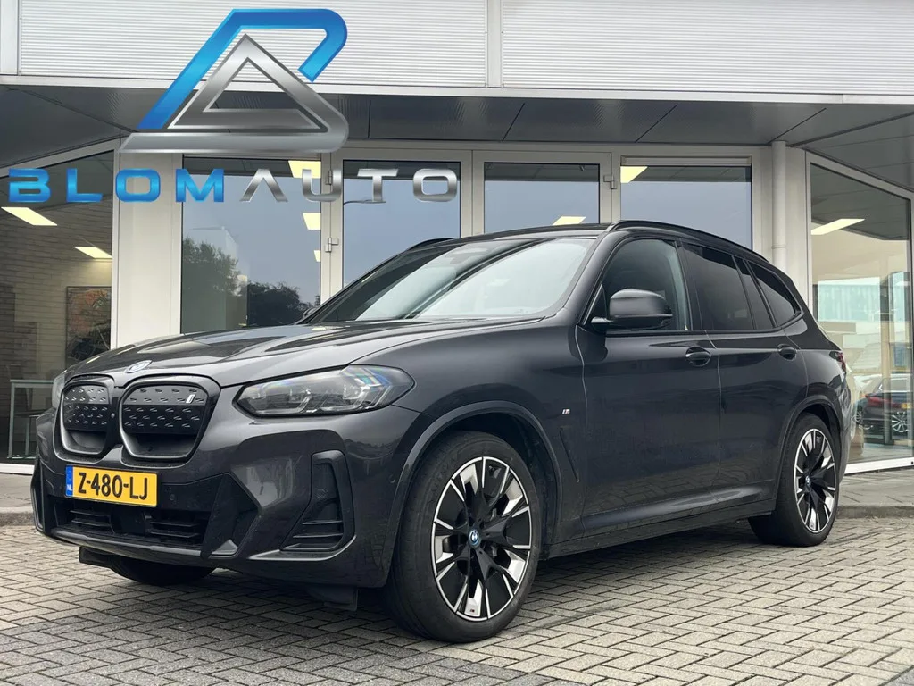 BMW iX3 (2024) — foto 1