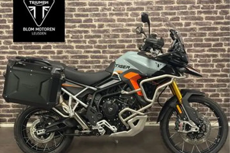 Triumph Tiger 900 Desert (2026)