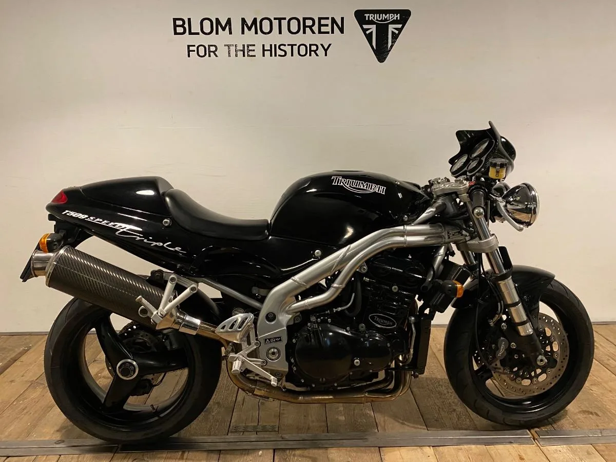 Triumph 1998 (1998) — foto 1