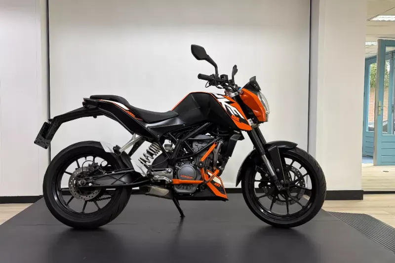 KTM 125 Duke (2013)