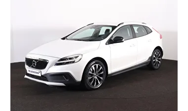 Volvo V40 Cross Country (2019) — foto 1