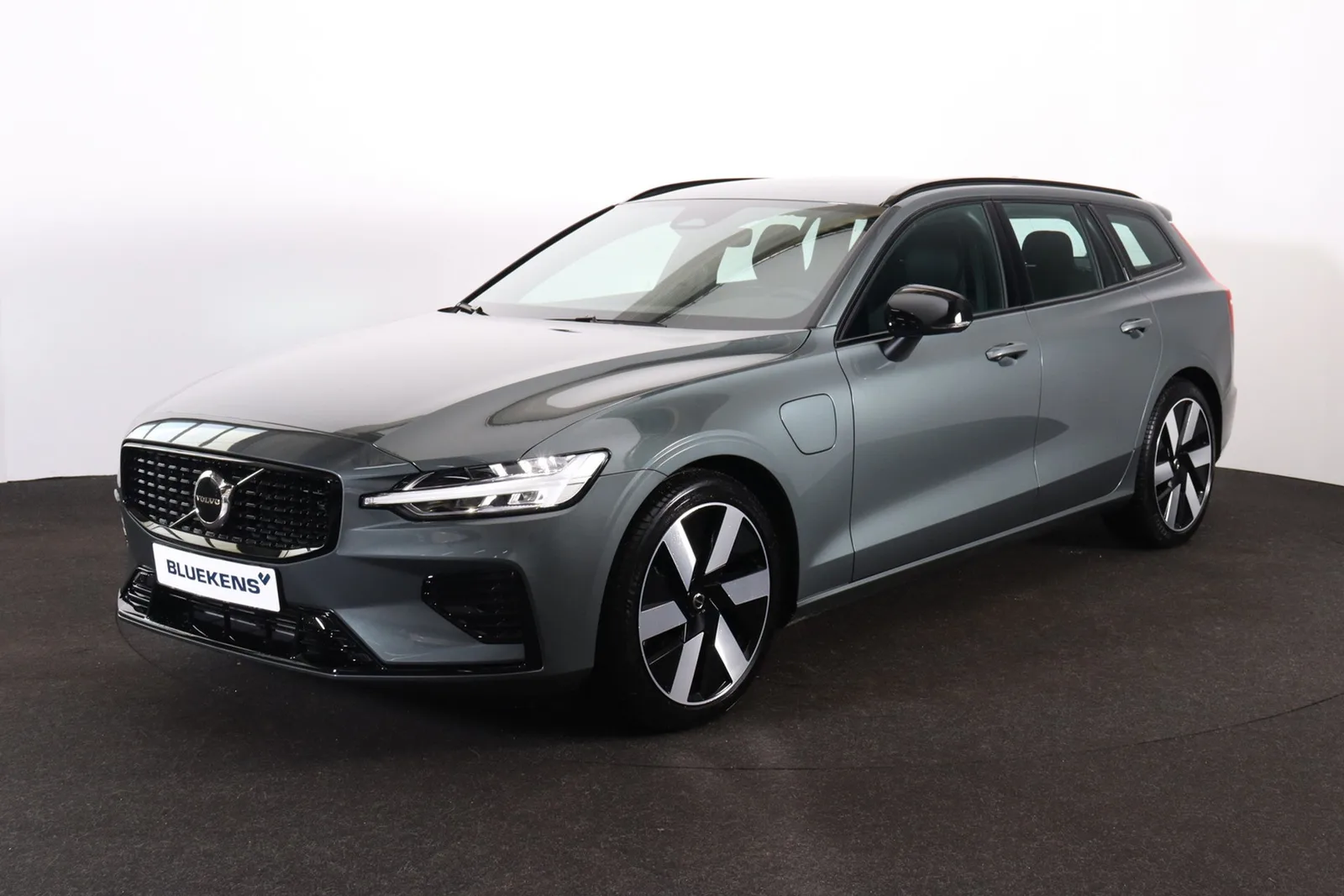 Volvo V60 (2026) — foto 1