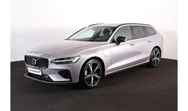 Volvo V60 (2025) — foto 1