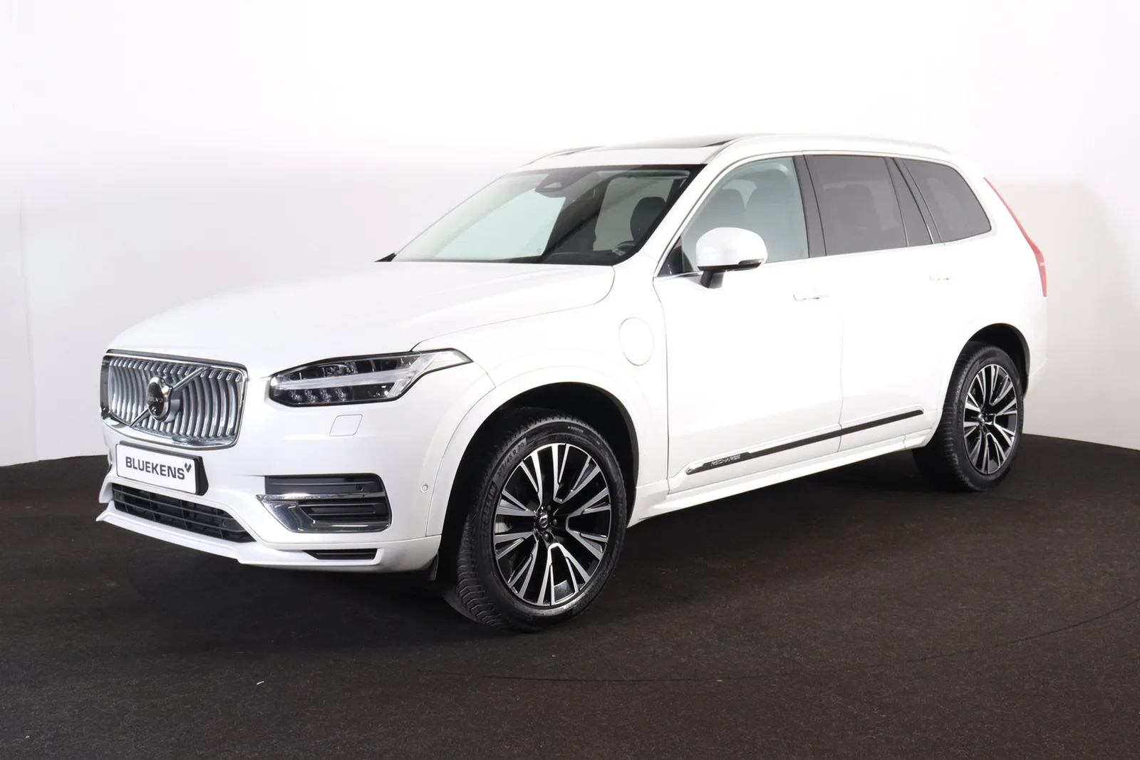 Volvo XC90 (2023) — foto 1