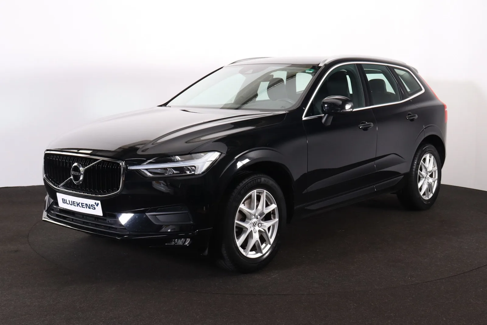Volvo XC60 (2021) — foto 1