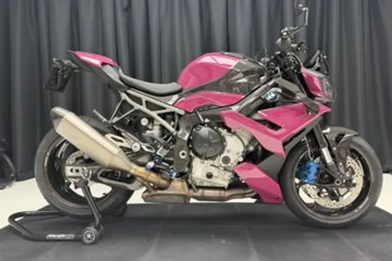 BMW M 1000 R (2025)