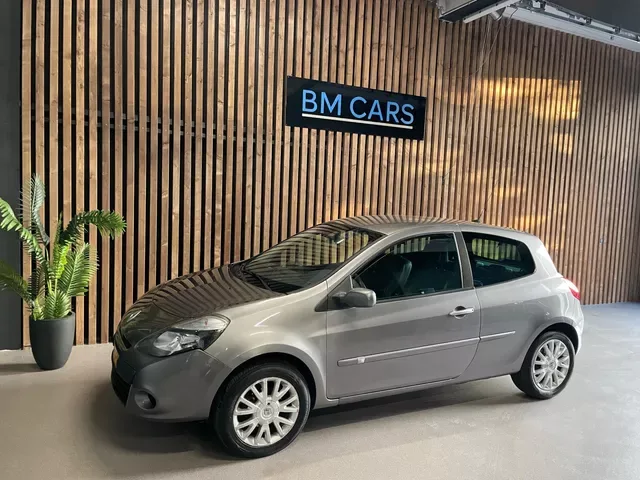 Renault Clio (2010) — foto 1