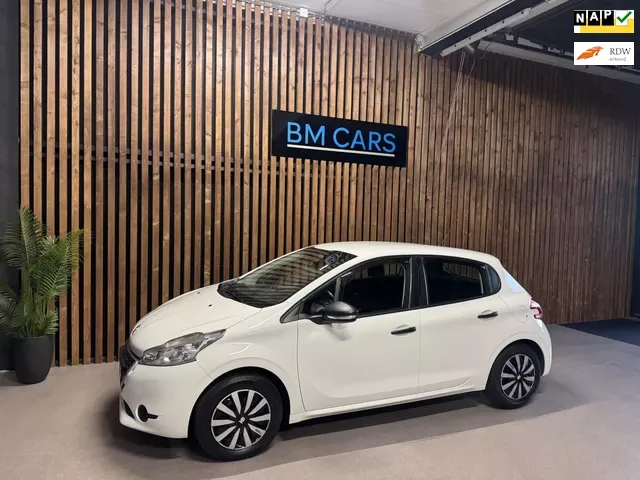 Peugeot 208 (2012) — foto 1