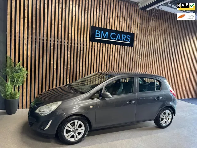 Opel Corsa (2012) — foto 1