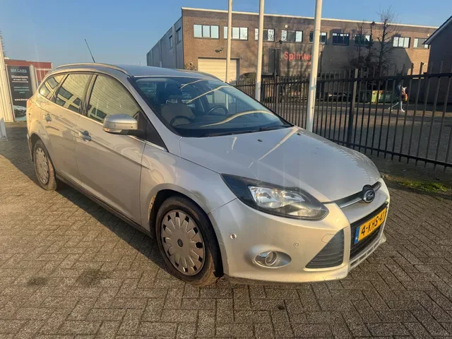 Ford Focus (2013) — foto 1