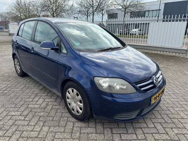 Volkswagen Golf Plus (2005) — foto 1