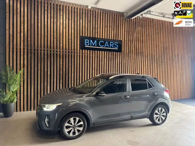 Kia Stonic (2021) — foto 1
