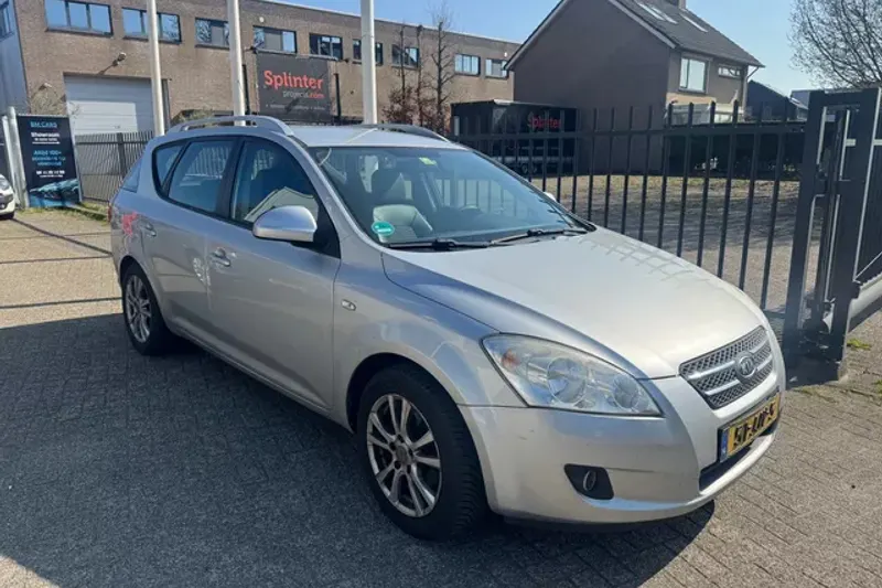 Kia Cee'd (2009)