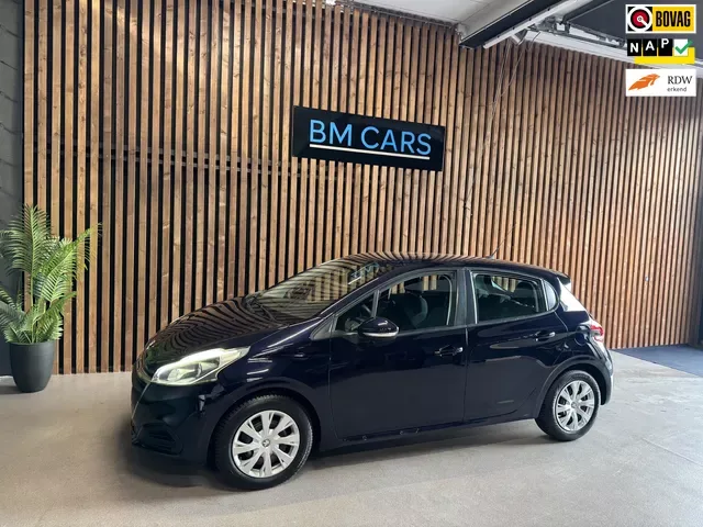 Peugeot 208 (2015) — foto 1