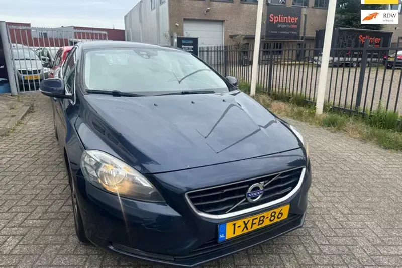 Volvo V40 (2014)
