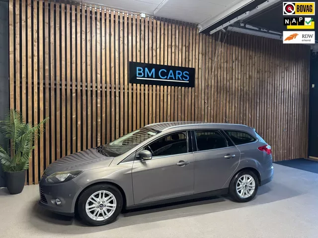 Ford Focus (2013) — foto 1