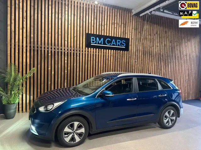 Kia Niro (2017) — foto 1