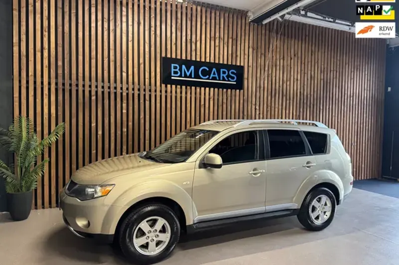 Mitsubishi Outlander (2009)