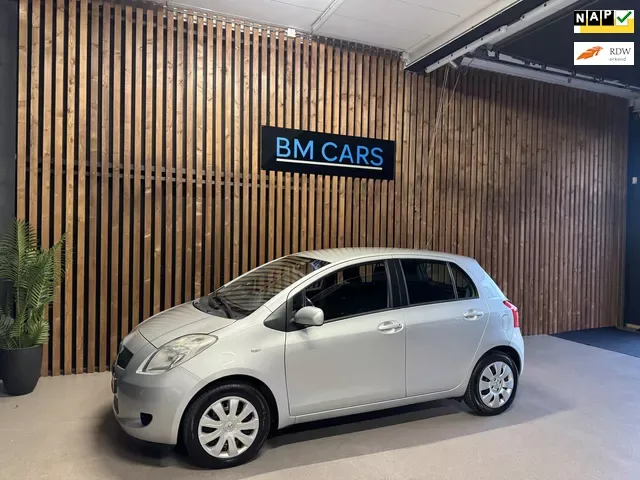 Toyota Yaris (2007) — foto 1