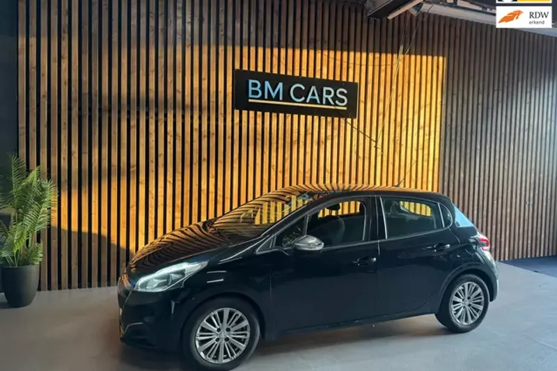 Peugeot 208 (2017)