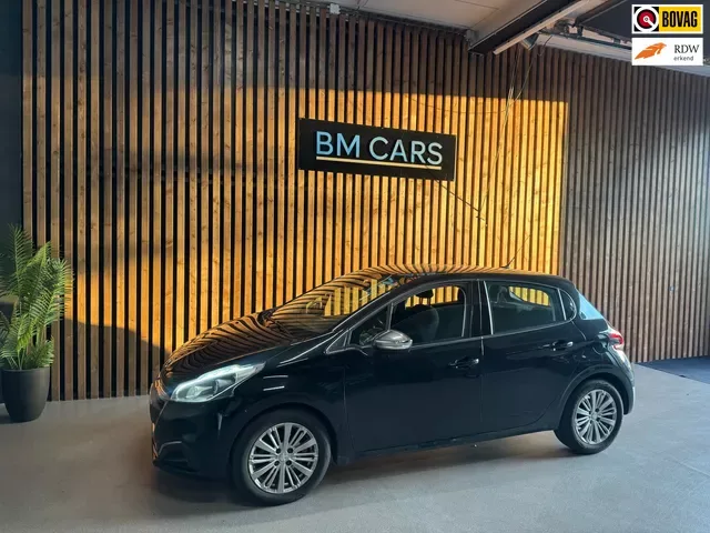 Peugeot 208 (2017) — foto 1