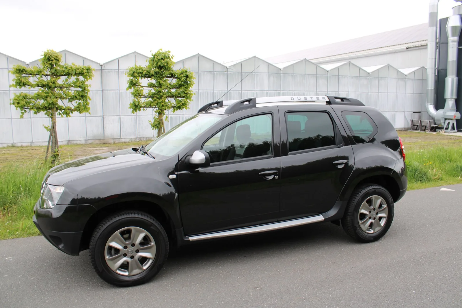 Dacia Duster (2016) — foto 1