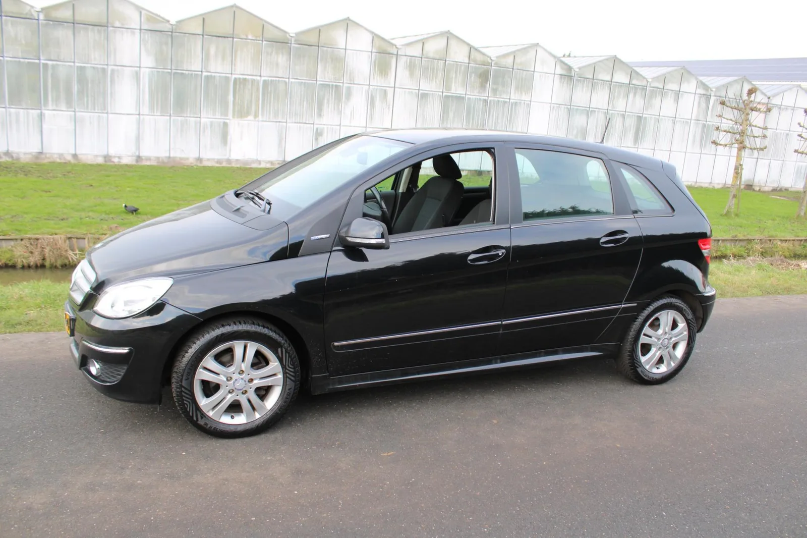 Mercedes-Benz B-Klasse (2011) — foto 1