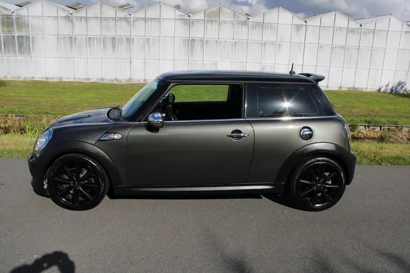 MINI Cooper S (2010)