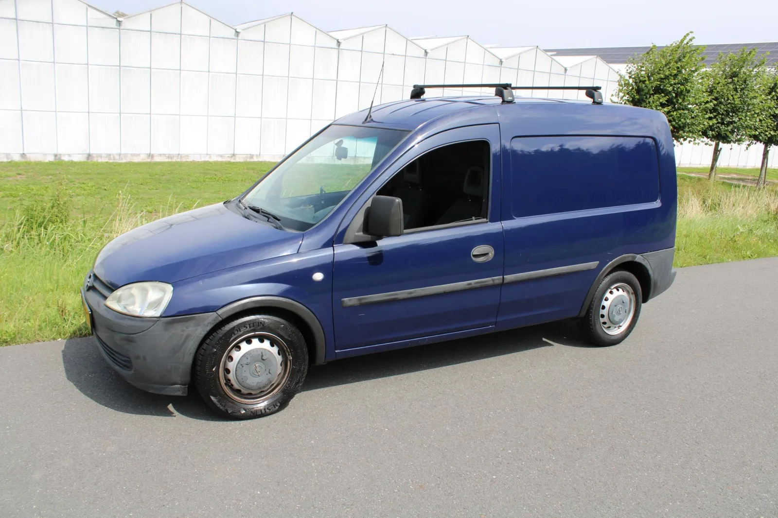 Opel Combo (2009) — foto 1