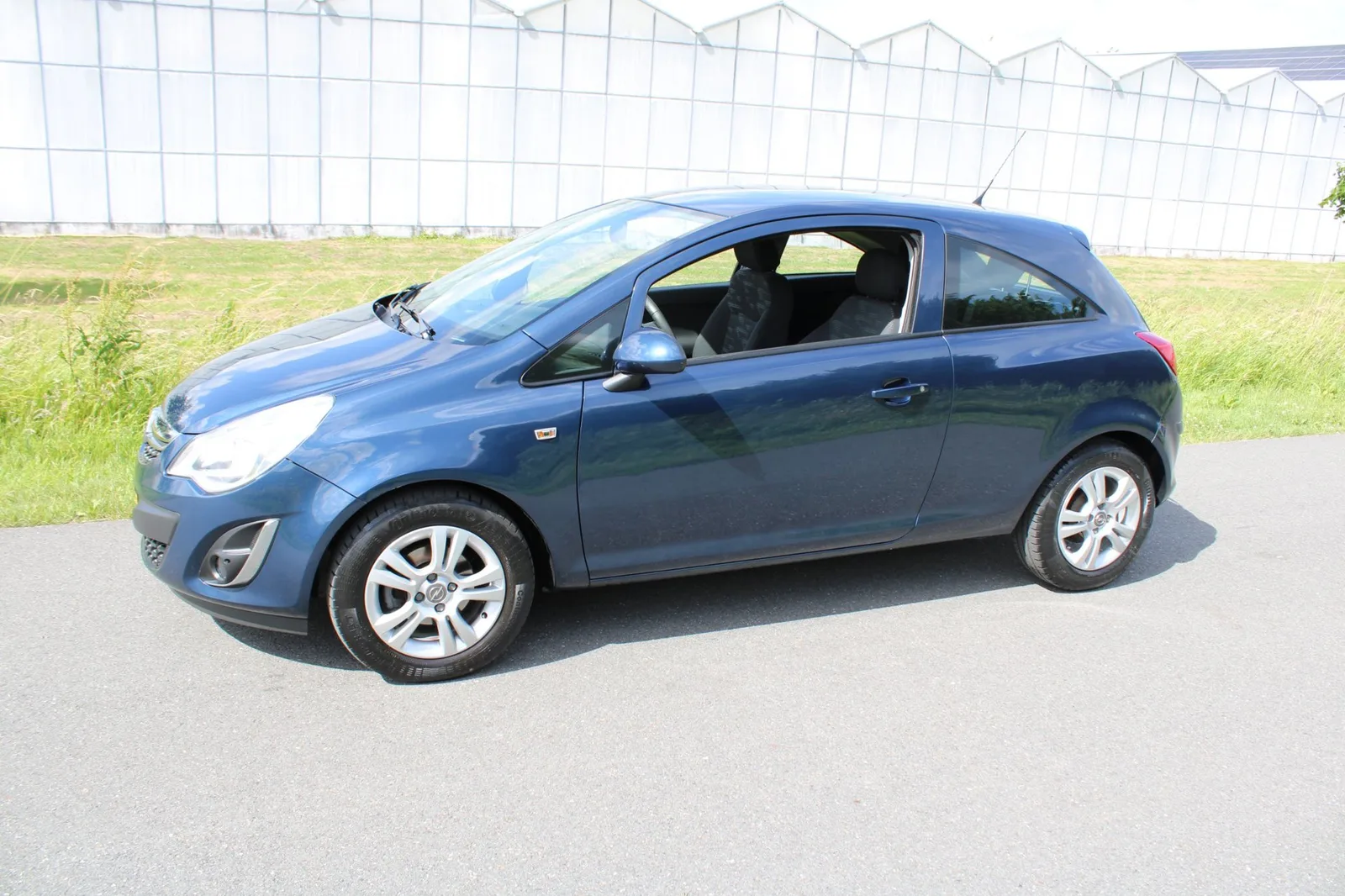 Opel Corsa (2013) — foto 1