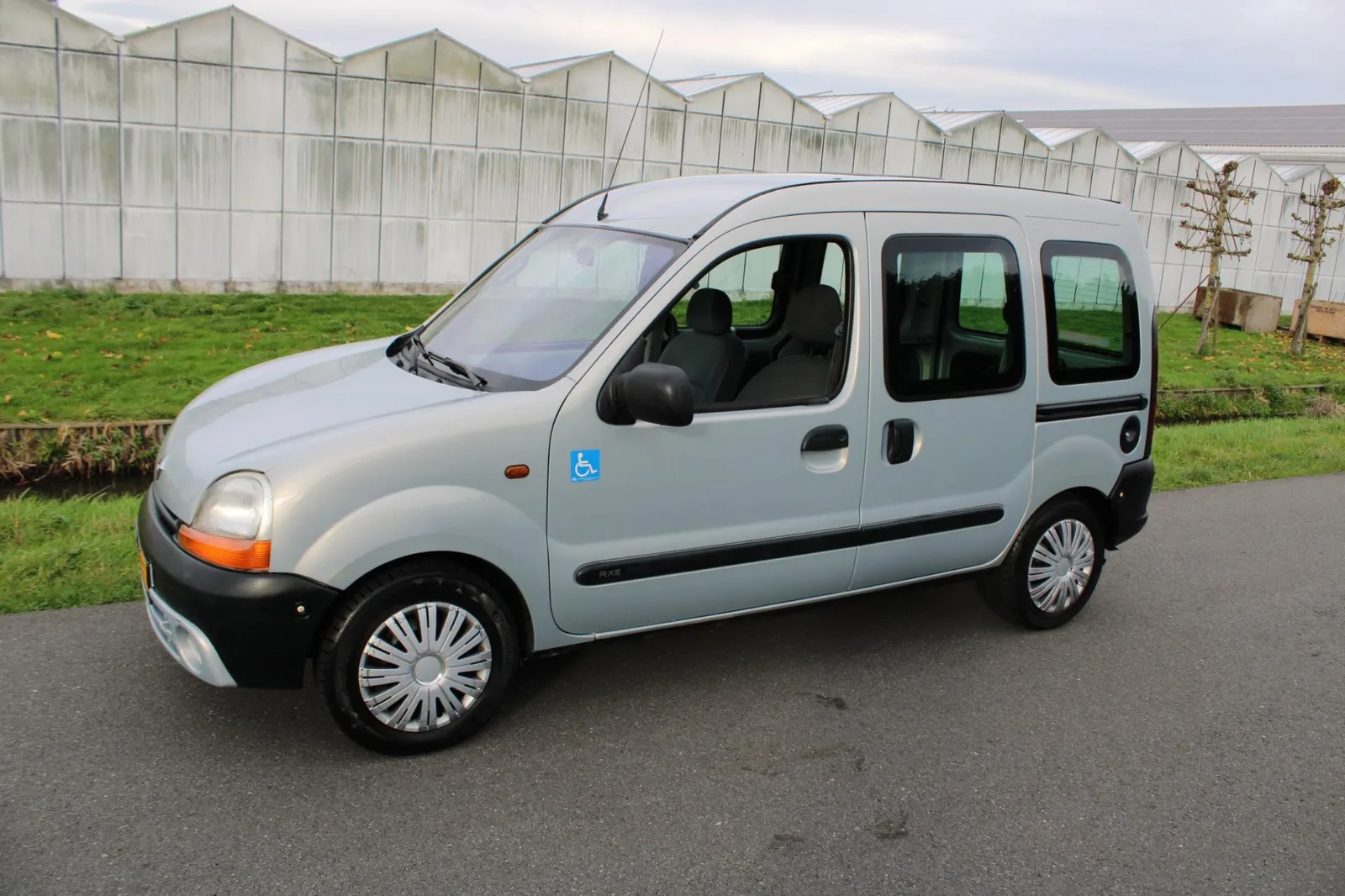 Renault Kangoo (2000) — foto 1