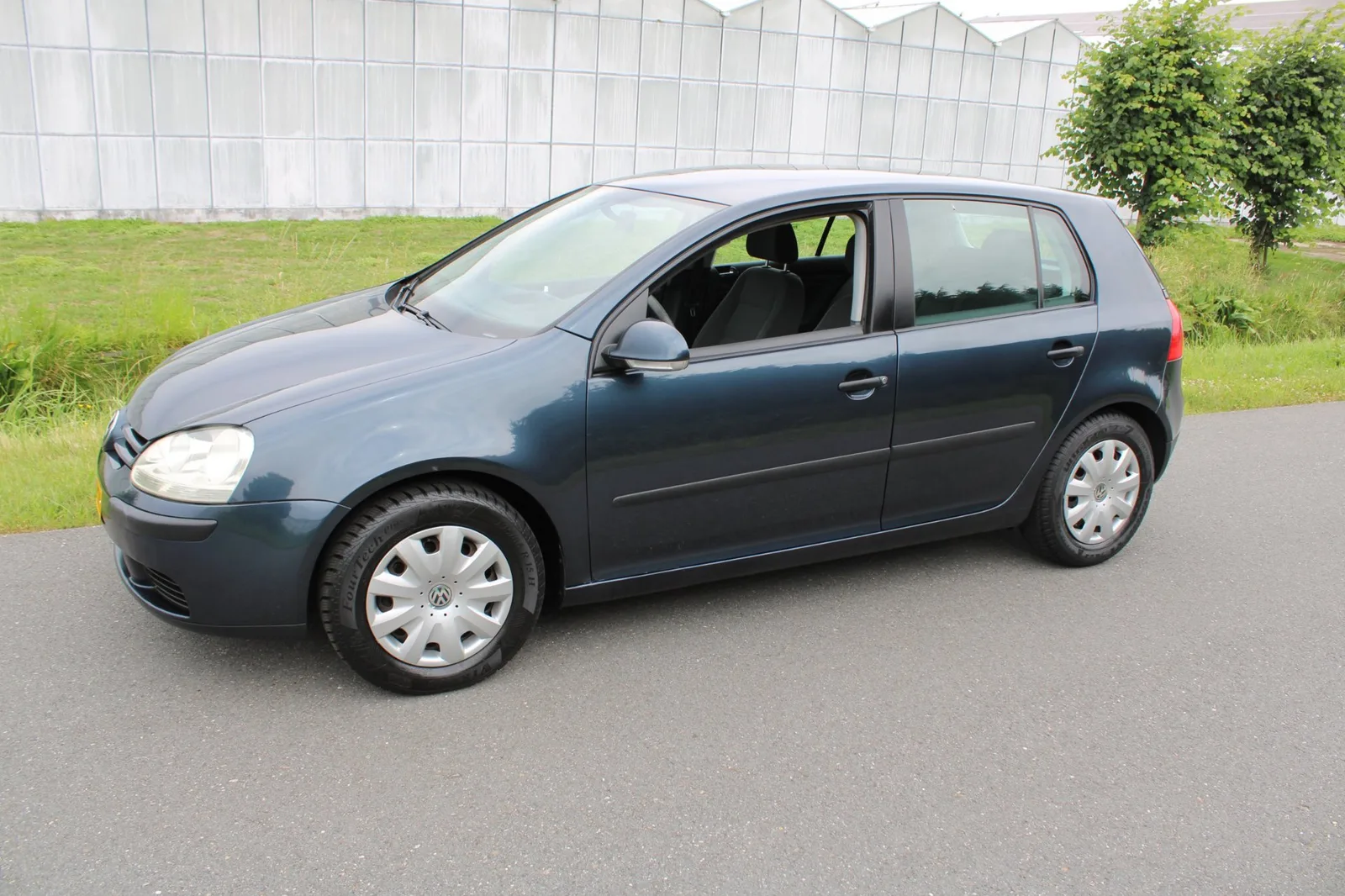 Volkswagen Golf (2006) — foto 1