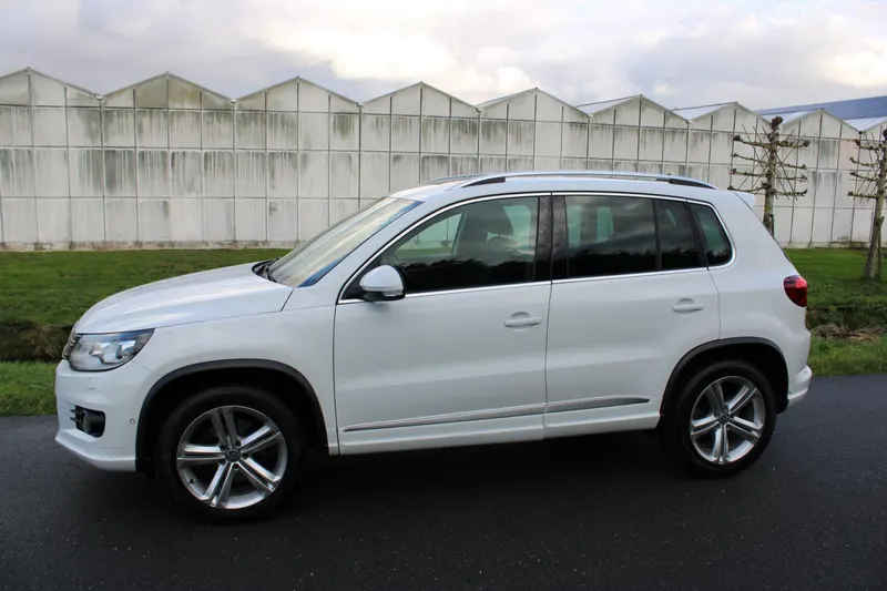 Volkswagen Tiguan (2015)