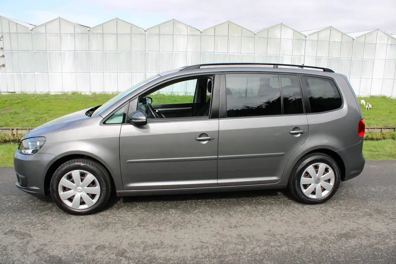 Volkswagen Touran (2011)