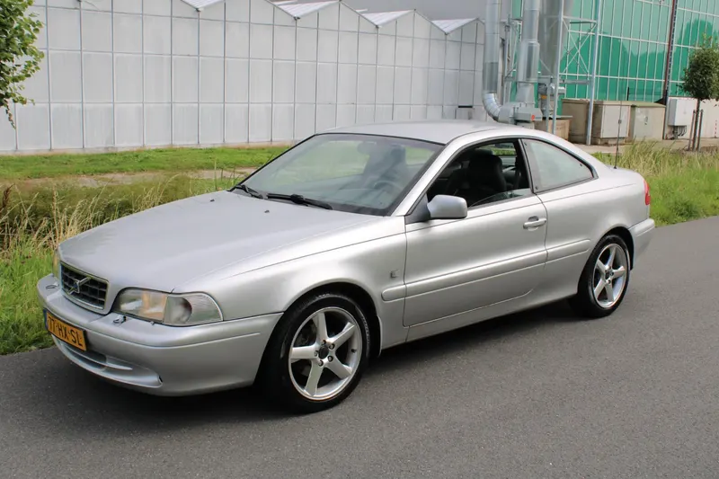 Volvo C70 (2002)