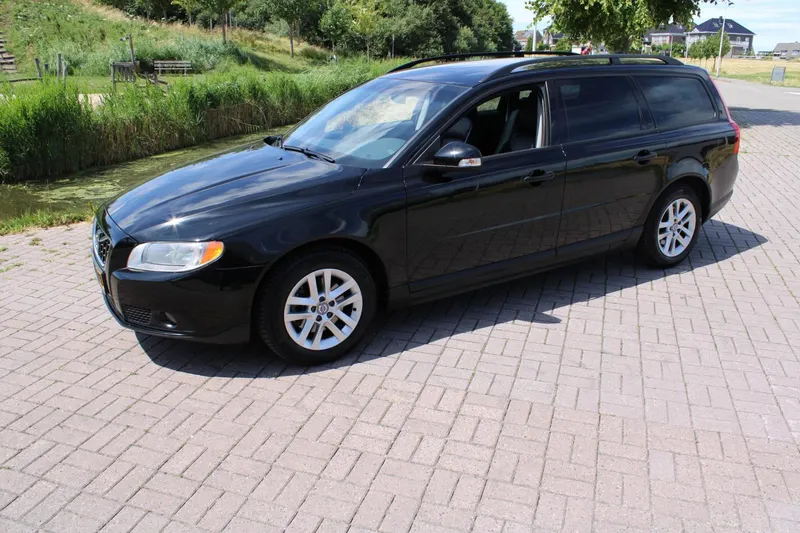 Volvo V70 (2010)