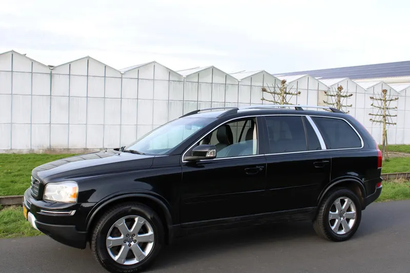 Volvo XC90 (2011)