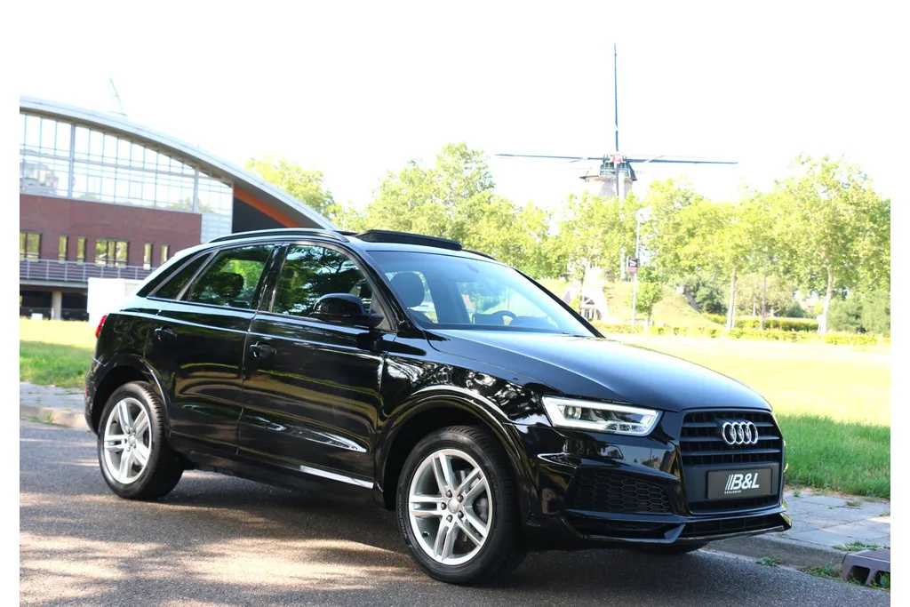 Audi Q3 (2017) — foto 1