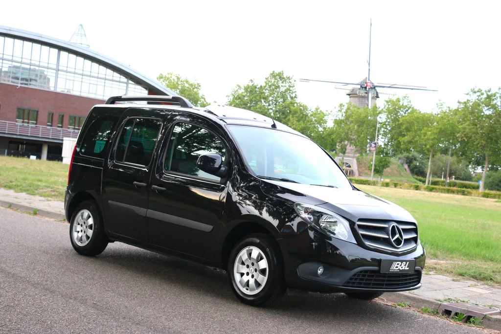 Mercedes-Benz Citan (2018) — foto 1