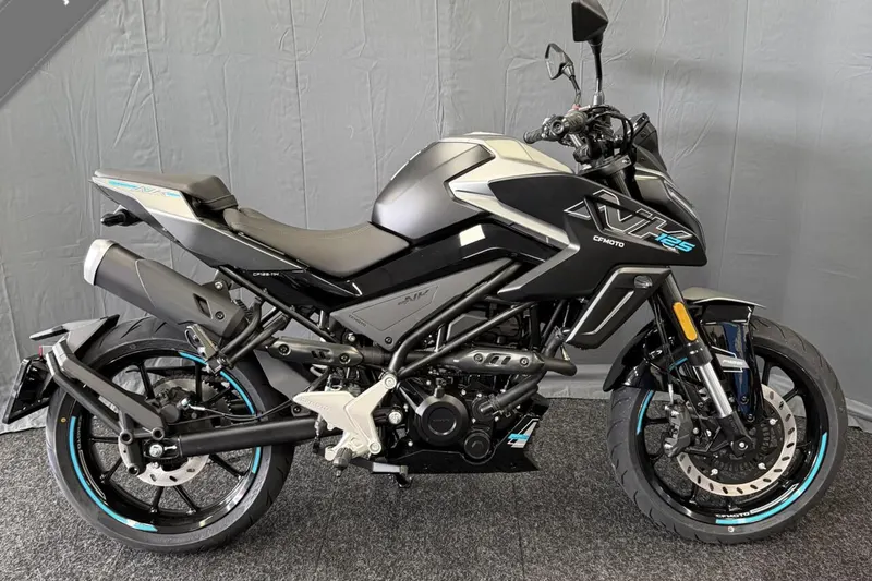 CFMoto 125 NK (2025)