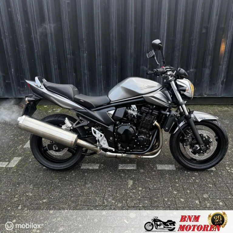 Suzuki GSF 650 A Bandit (2011) — foto 1