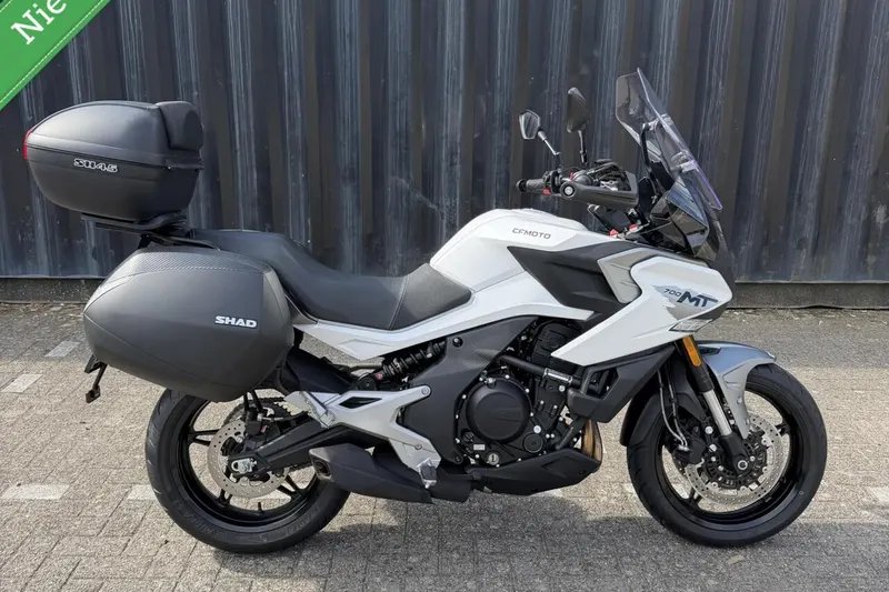 CFMoto 700 MT (2025)
