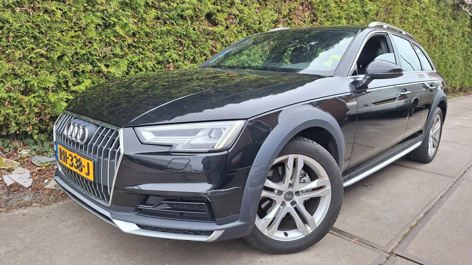 Audi A4 (2017) — foto 1