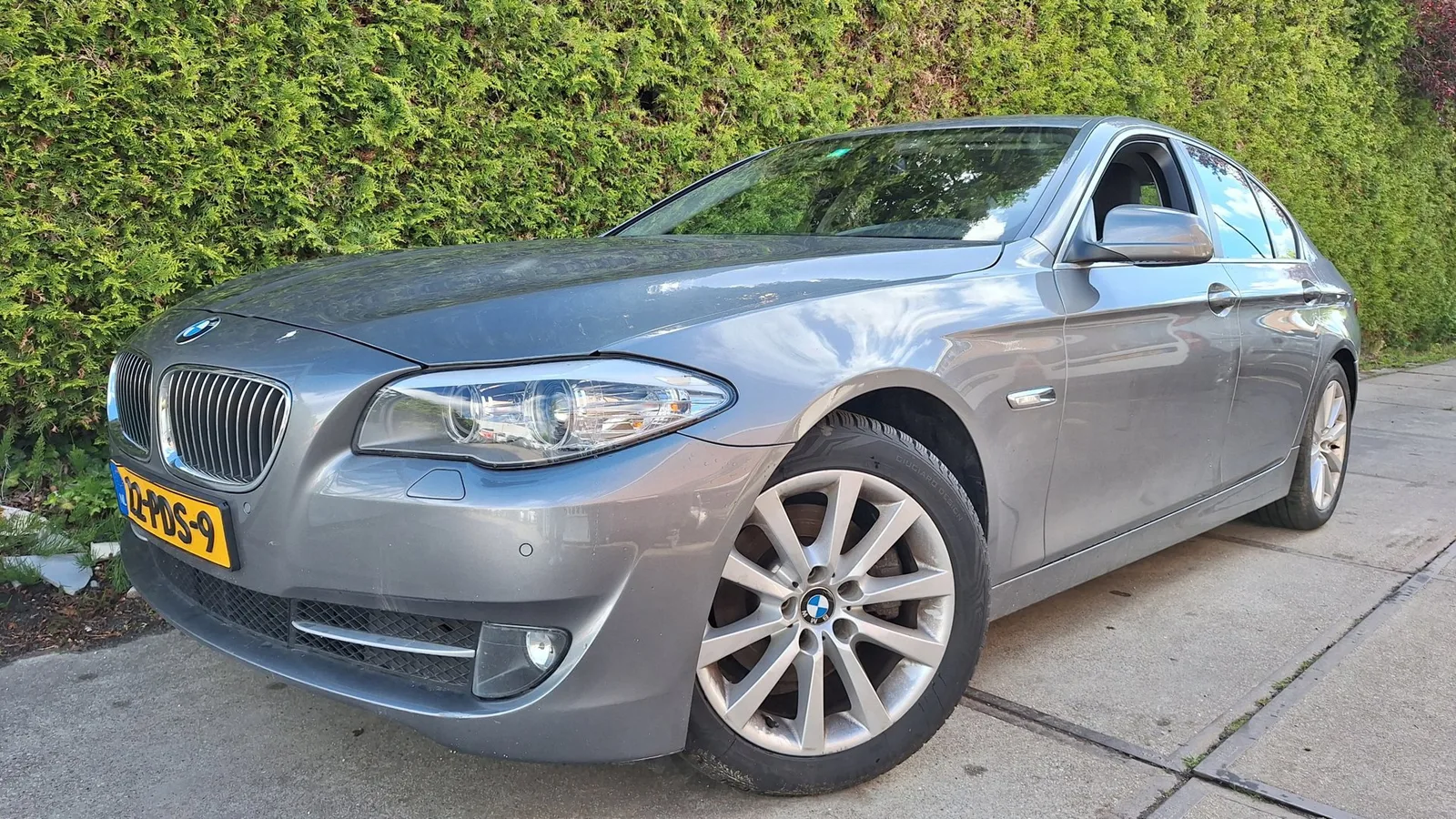 BMW 5-Serie (2011) — foto 1