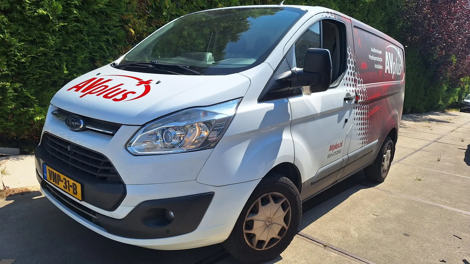 Ford Transit (2017) — foto 1