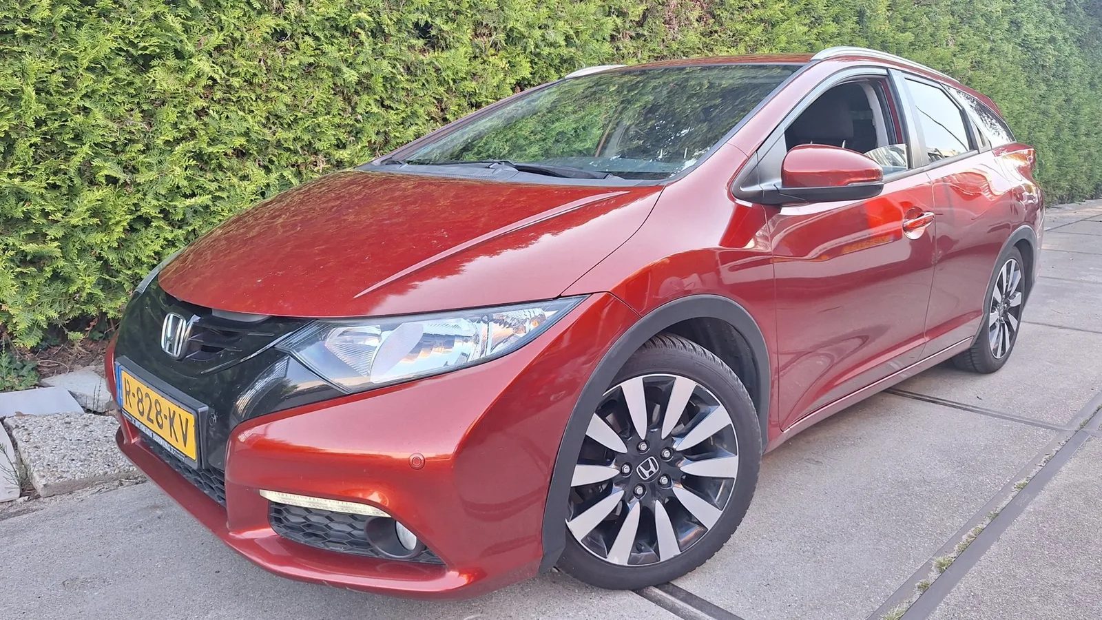 Honda Civic (2014) — foto 1