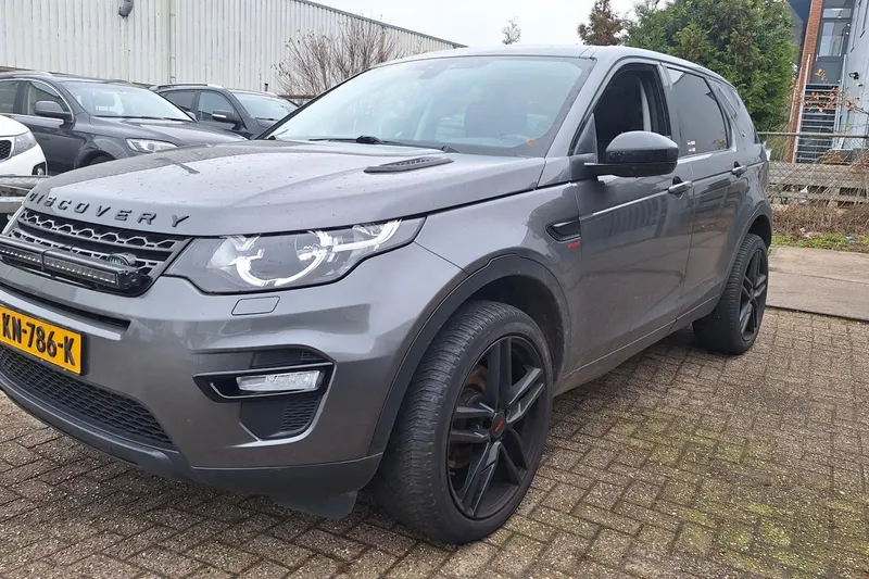 Land Rover Discovery Sport (2016)