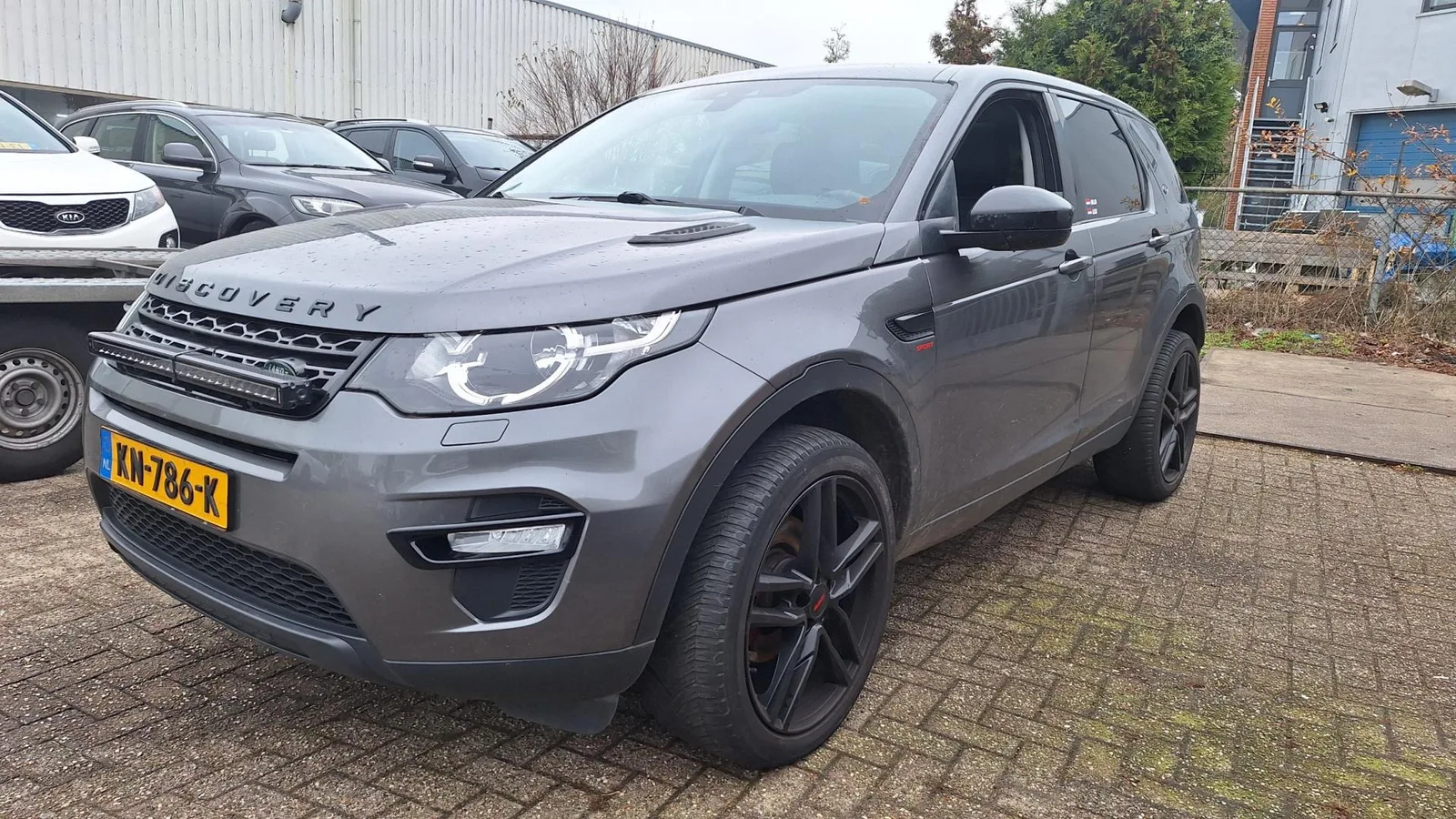 Land Rover Discovery Sport (2016) — foto 1
