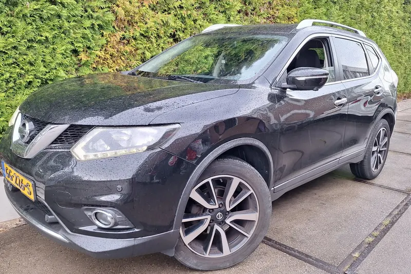 Nissan X-Trail (2015)